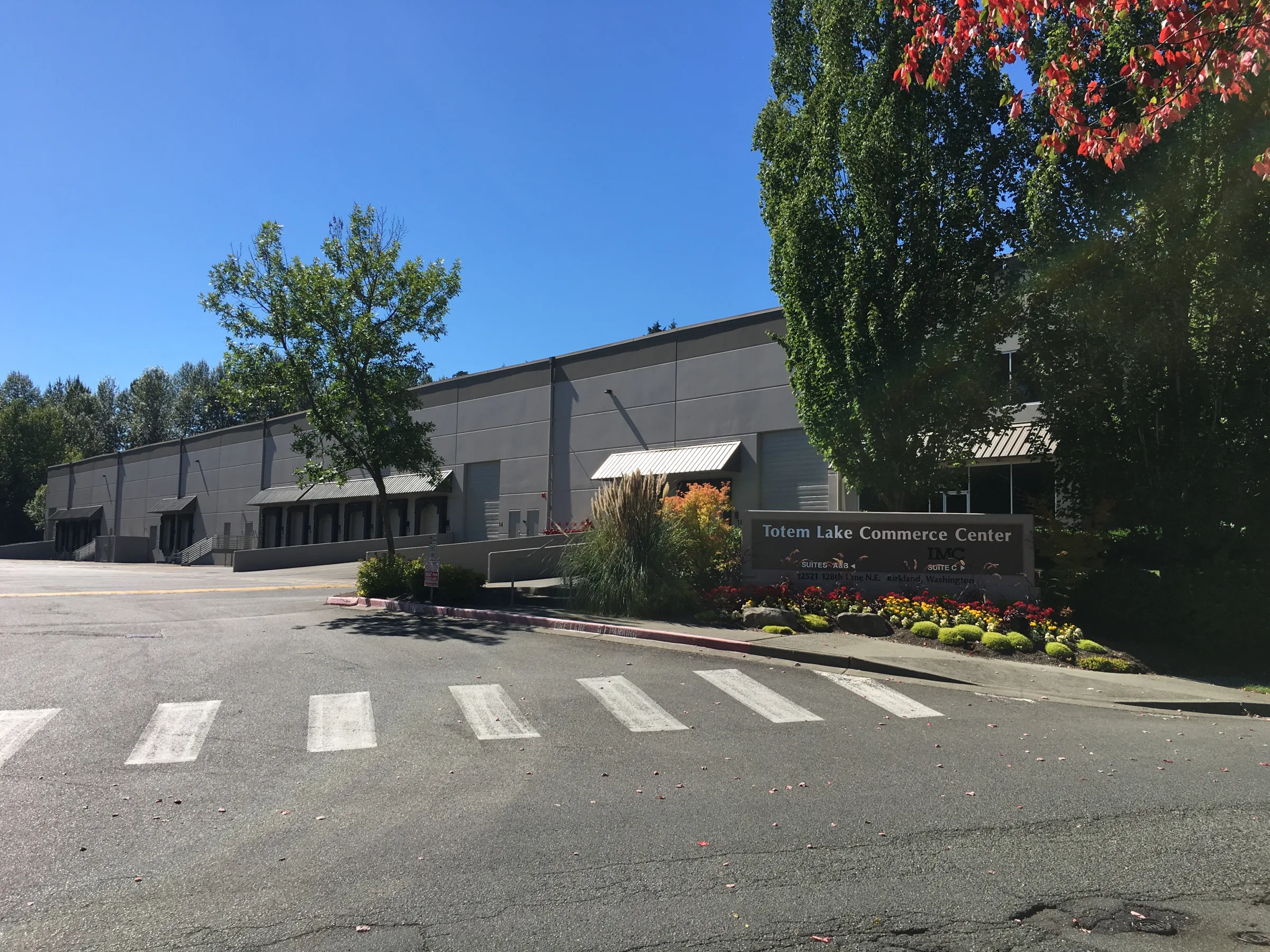 Totem Lake Commerce Center