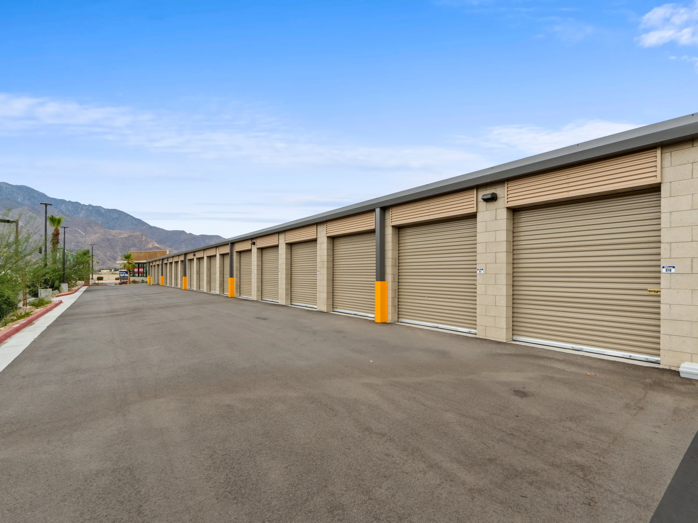 West Coast Self-Storage Palm Springs